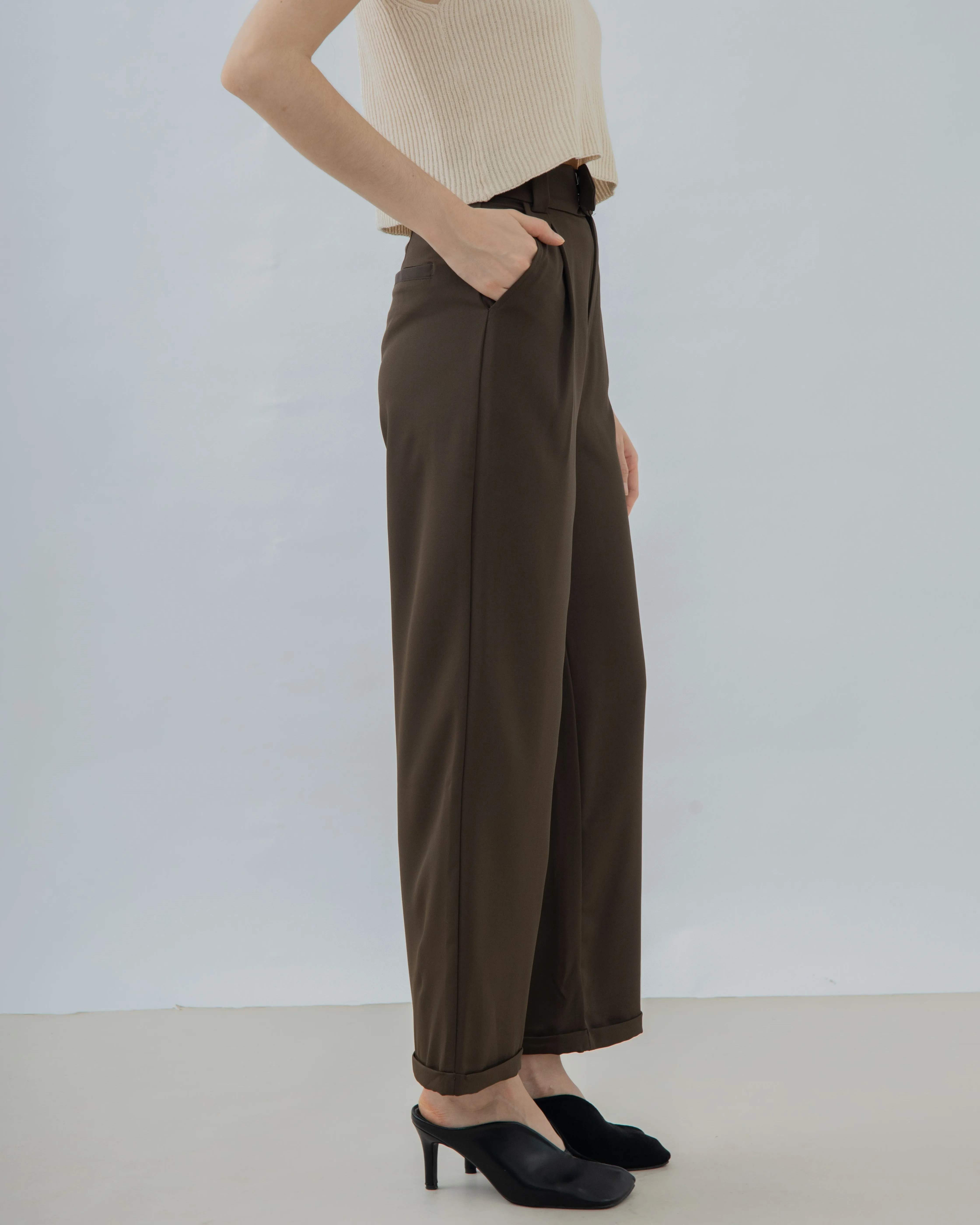 Megan Straight Cut Soft Trousers (Brown)