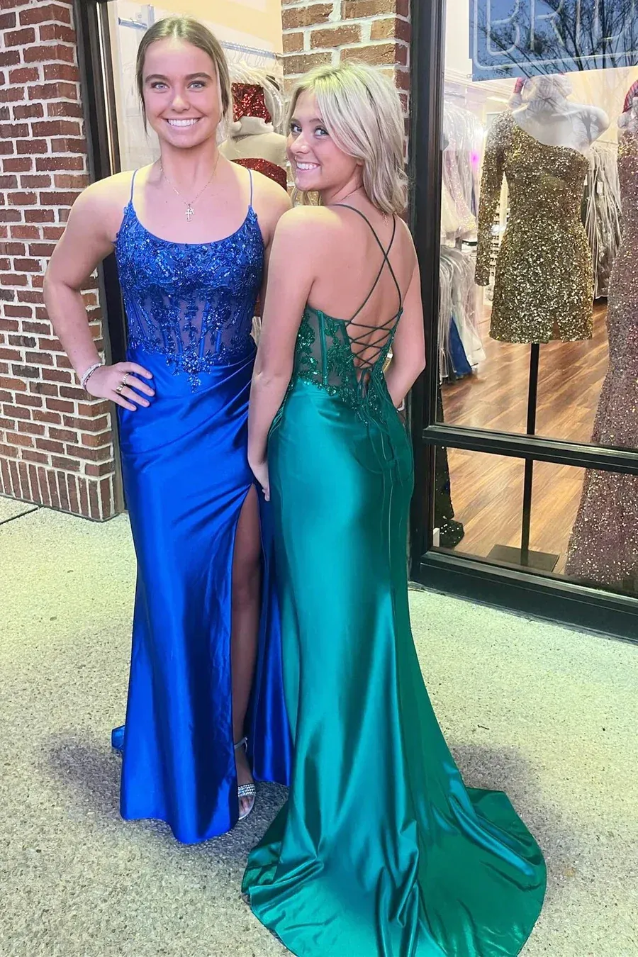 Royal Blue Appliques Scoop Neck Mermaid Long Prom Dresses