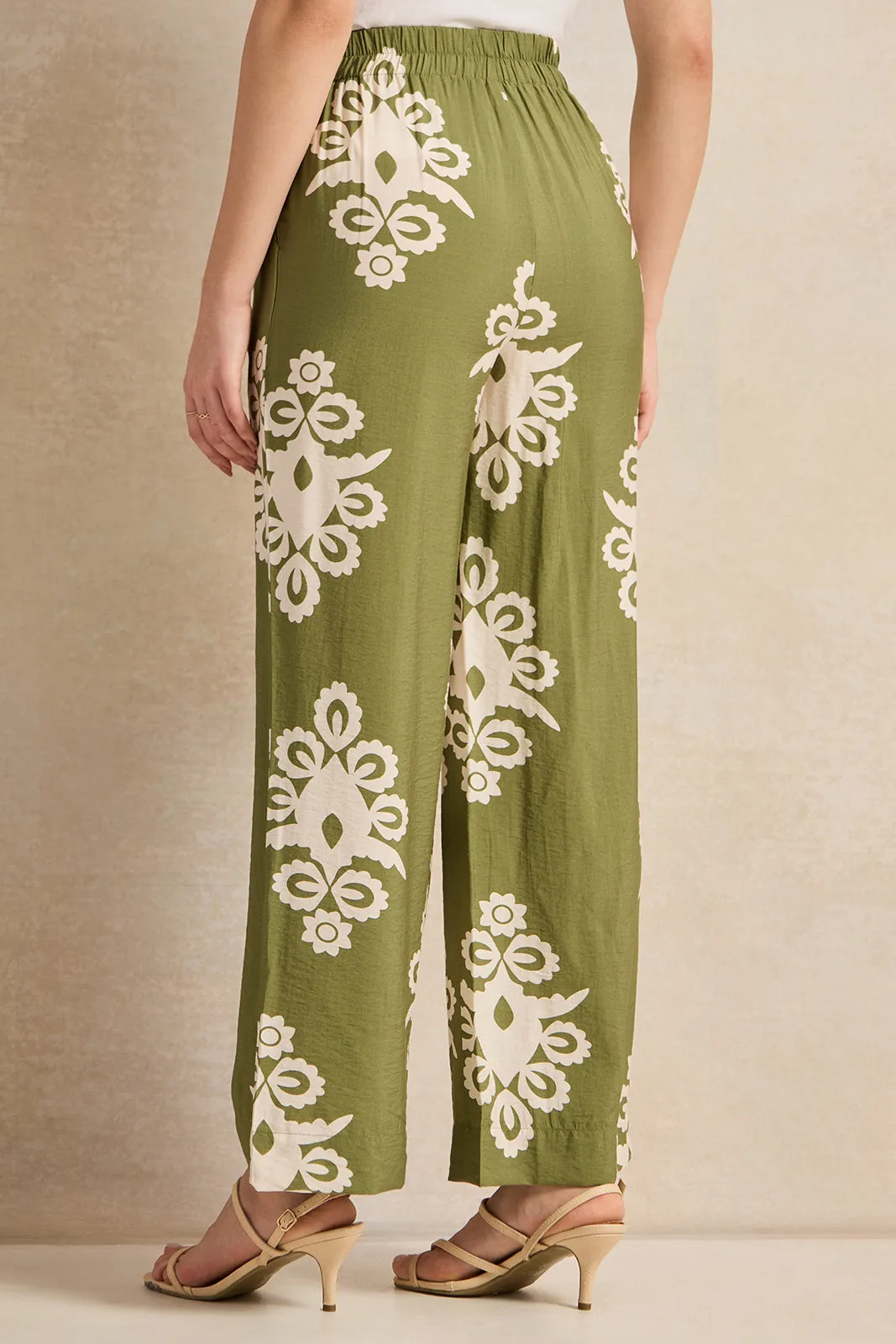 Women Green Printed Trousers